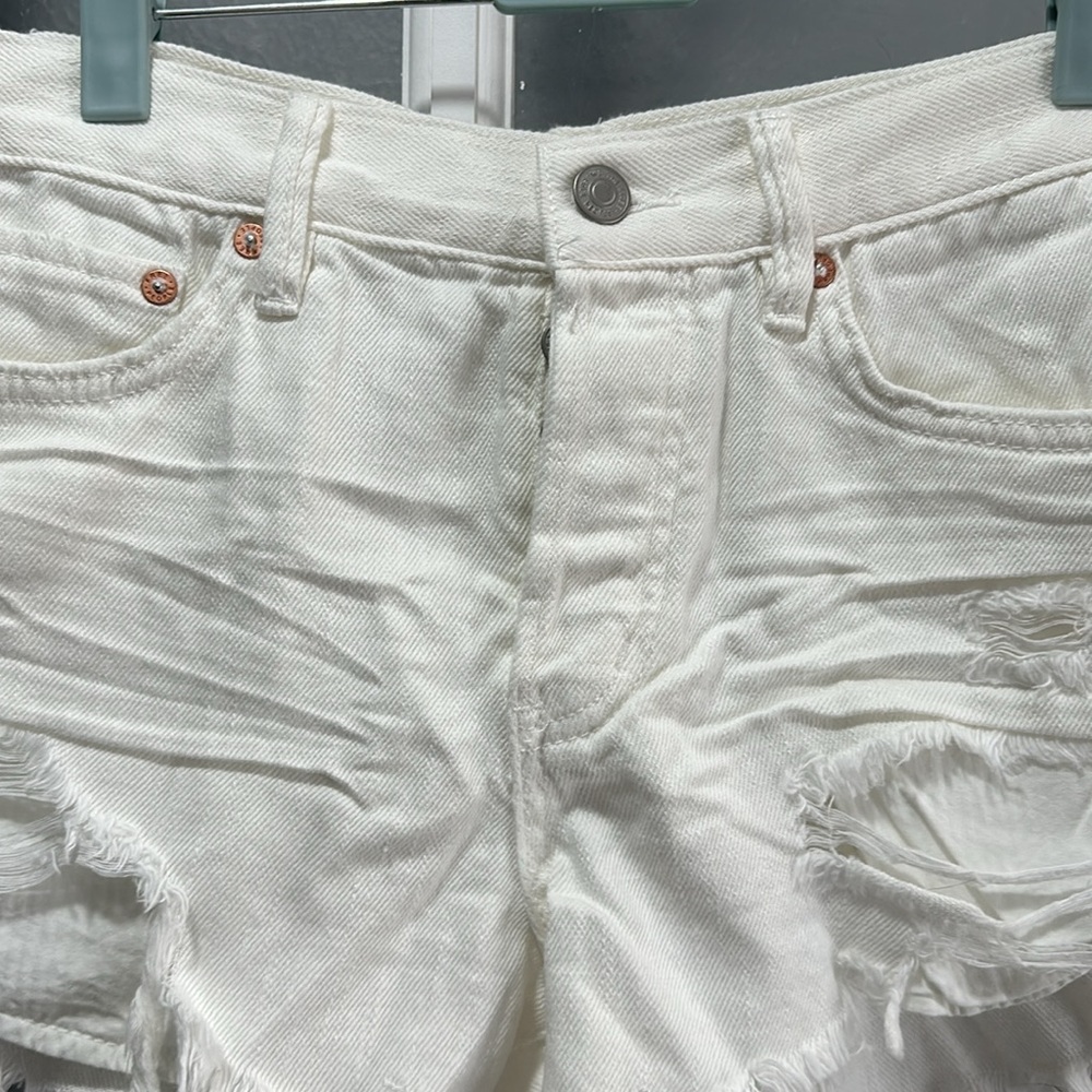 NWT Free People We The Free Living Good Vibrations White Denim Cutoff Shorts - Picture 3 of 11